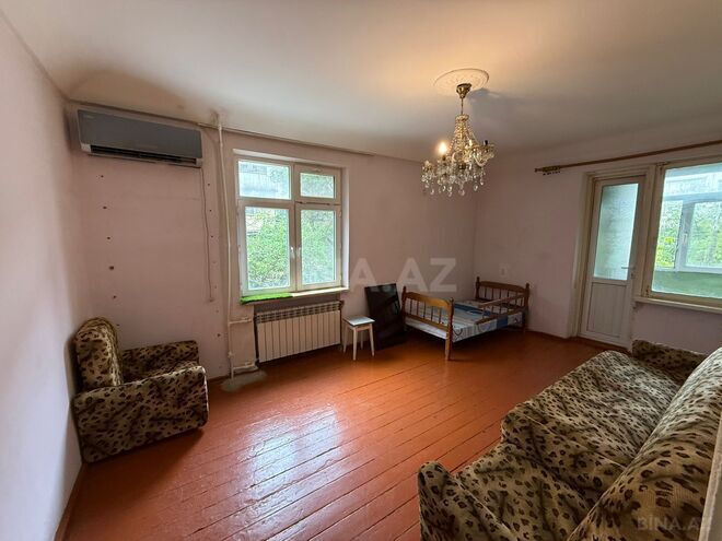 Продаётся 2-комн. вторичка 40 м², м. Нефтчиляр, photo 1 from 11