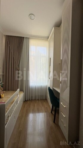 Продаётся 3-комн. вторичка 70 м², м. Ичеришехер, photo 7 from 19