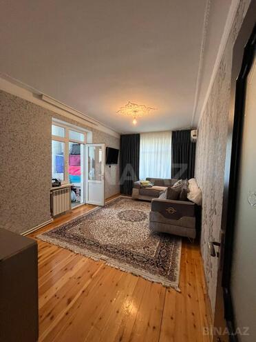 Продаётся 2-комн. вторичка 60 м², м. Ази Асланов, photo 6 from 12