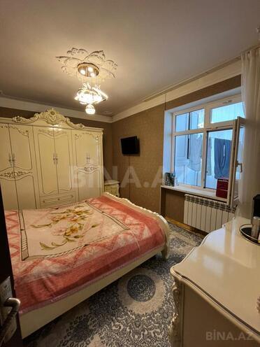 Продаётся 2-комн. вторичка 60 м², м. Ази Асланов, photo 3 from 12