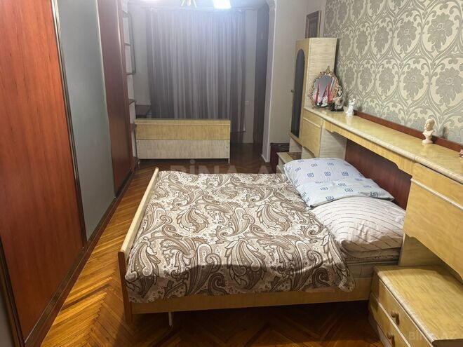 Продаётся 4-комн. вторичка 110 м², Бинагадинский р., photo 6 from 18