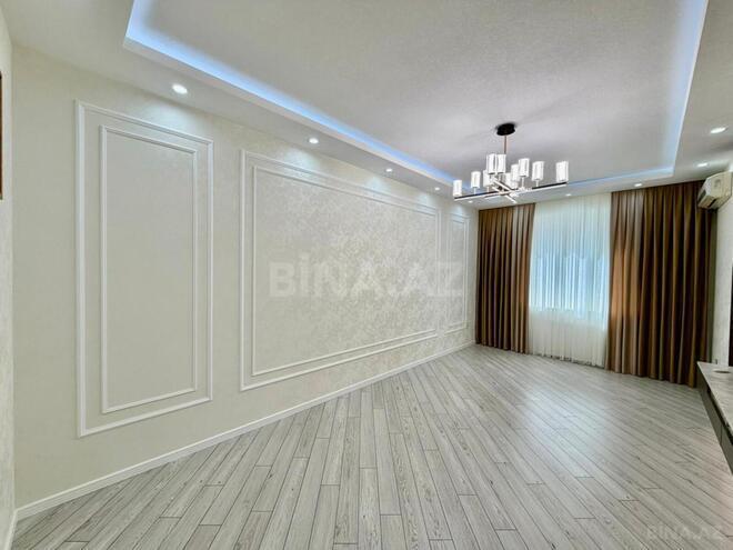 Продаётся 3-комн. вторичка 95 м², м. Нефтчиляр, photo 3 from 24