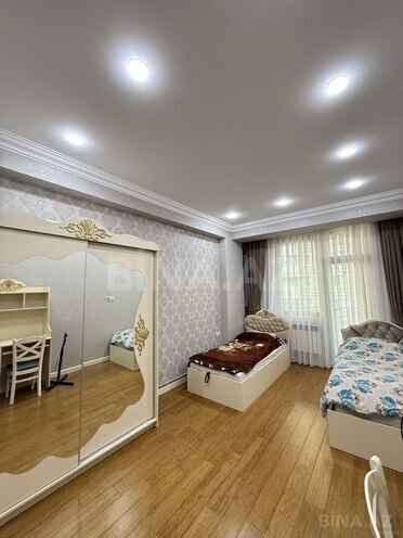 Сдаётся 3-комн. новостройка 97 м², Насиминский  р., photo 12 from 16