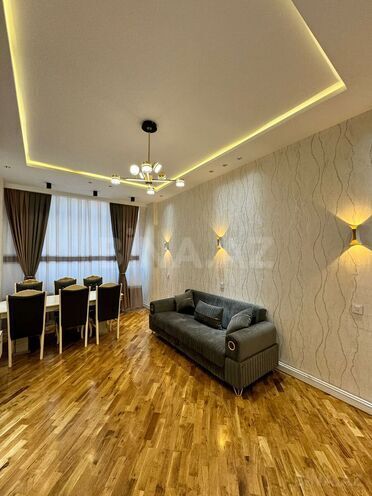 Продаётся 2-комн. новостройка 69 м², м. Ази Асланов, photo 3 from 15