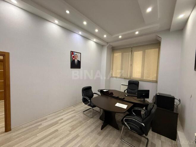 Сдаётся 6-комн. офис 255 м², м. Элмляр Академиясы, photo 8 from 20