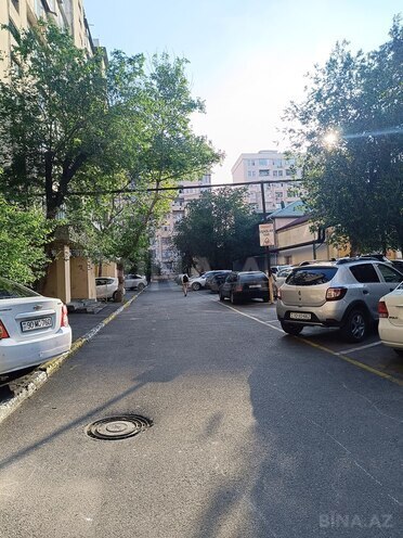 Satılır 5 otaqlı köhnə tikili 125 m², 8-ci mikrorayon q., photo 25 from 26