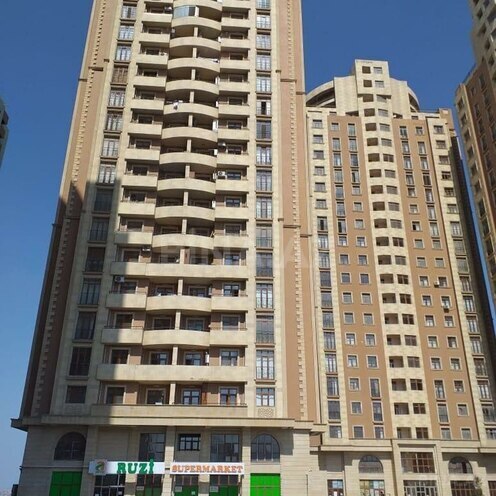 Продаётся 3-комн. новостройка 125 м², Ясамальский р., photo 1 from 22