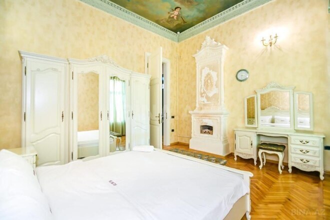 Сдаётся 3-комн. вторичка 140 м², м. Ичеришехер, photo 1 from 20