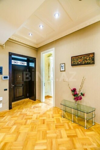 Сдаётся 3-комн. вторичка 140 м², м. Ичеришехер, photo 8 from 20