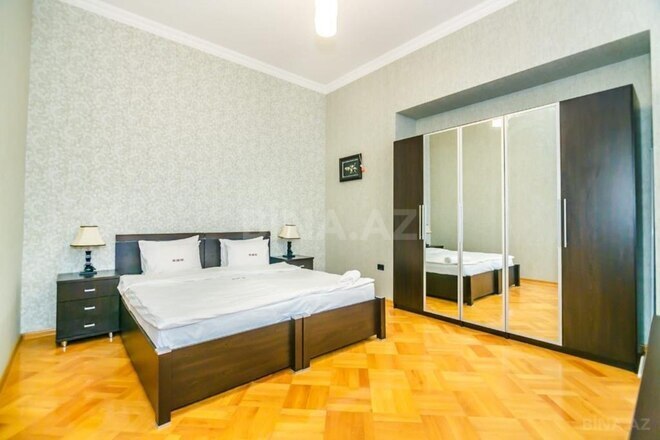 Сдаётся 3-комн. вторичка 140 м², м. Ичеришехер, photo 15 from 20