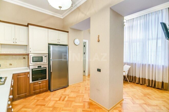Сдаётся 3-комн. вторичка 140 м², м. Ичеришехер, photo 19 from 20