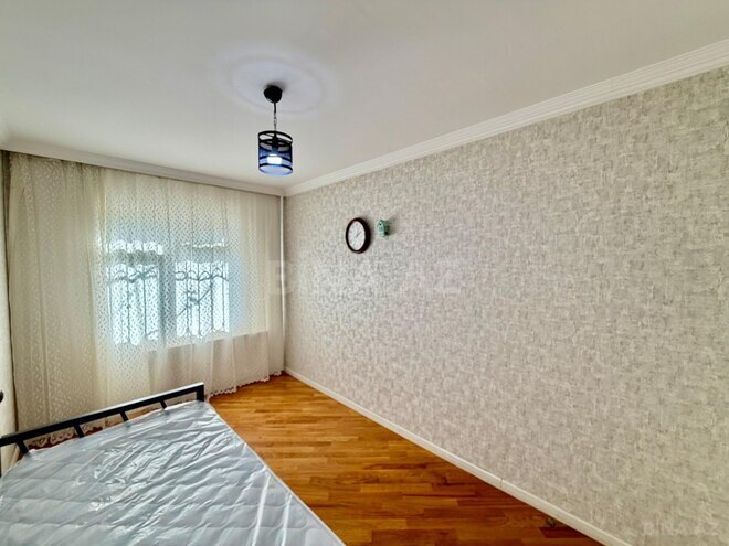 Продаётся 3-комн. вторичка 70 м², м. Нефтчиляр, photo 9 from 19