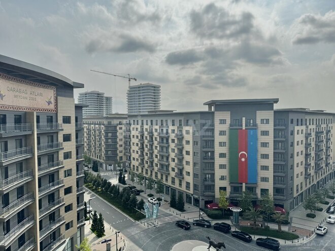 Satılır 6 otaqlı yeni tikili 250 m², Ağ şəhər q., photo 1 from 13