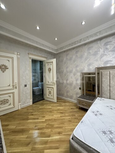 Продаётся 4-комн. новостройка 150 м², м. Нариман Нариманов, photo 11 from 20