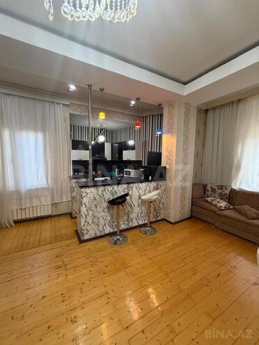 Satılır 3 otaqlı köhnə tikili 65 m², Köhnə Günəşli q., photo 3 from 10