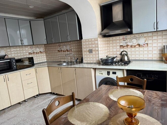 Satılır 3 otaqlı köhnə tikili 70 m², Qara Qarayev m., photo 10 from 12