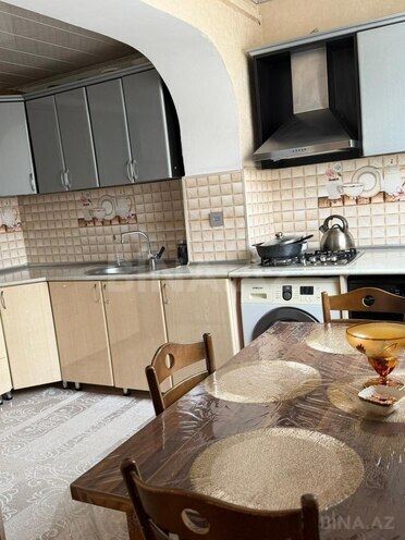Satılır 3 otaqlı köhnə tikili 70 m², Qara Qarayev m., photo 8 from 12