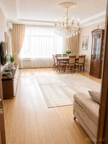 İcarəyə verilir 3 otaqlı yeni tikili 200 m², Şah İsmayıl Xətai m., photo 1 from 18