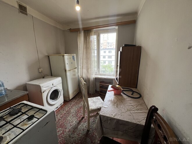 Продаётся 1-комн. вторичка 32 м², м. Элмляр Академиясы, photo 3 from 6