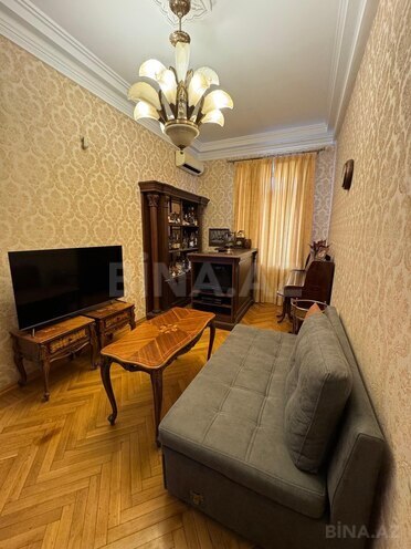 Satılır 3 otaqlı köhnə tikili 47 m², Səbail r., photo 11 from 15