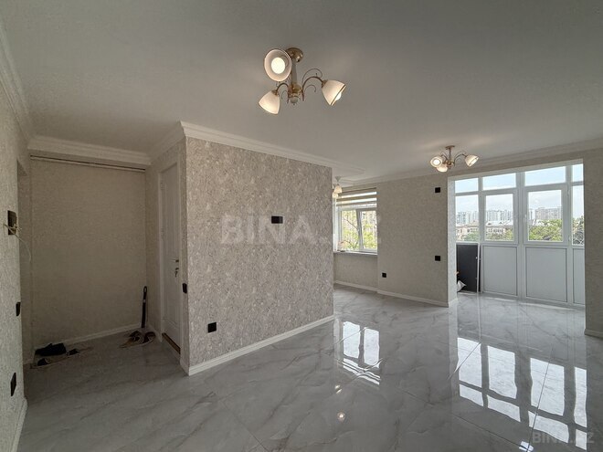 Продаётся 3-комн. вторичка 50 м², м. Элмляр Академиясы, photo 4 from 12