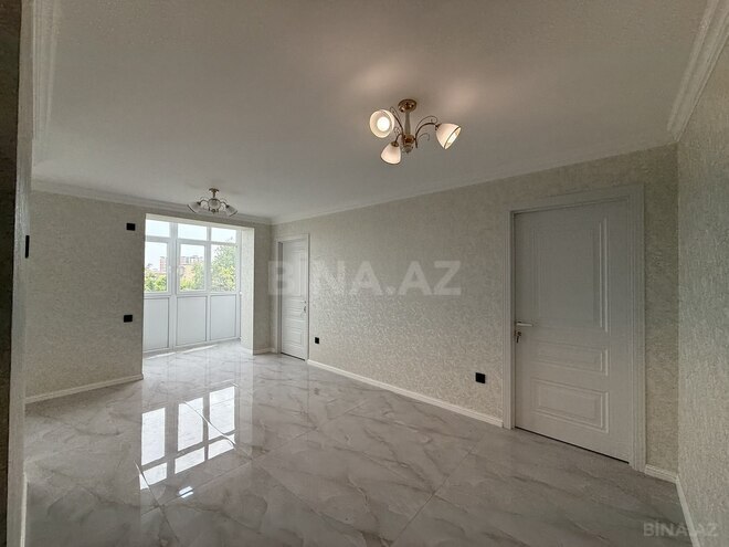 Продаётся 3-комн. вторичка 50 м², м. Элмляр Академиясы, photo 7 from 12