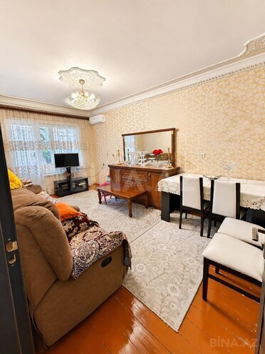 Satılır 3 otaqlı köhnə tikili 85 m², Xalqlar Dostluğu m., photo 1 from 11