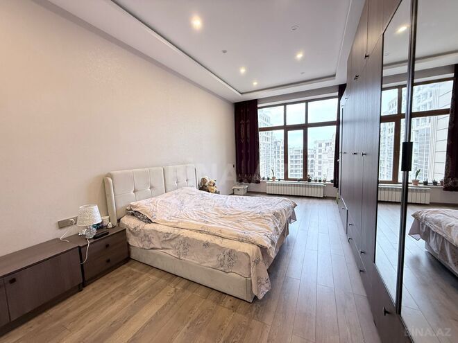 İcarəyə verilir 4 otaqlı yeni tikili 175 m², 28 May m., photo 23 from 32