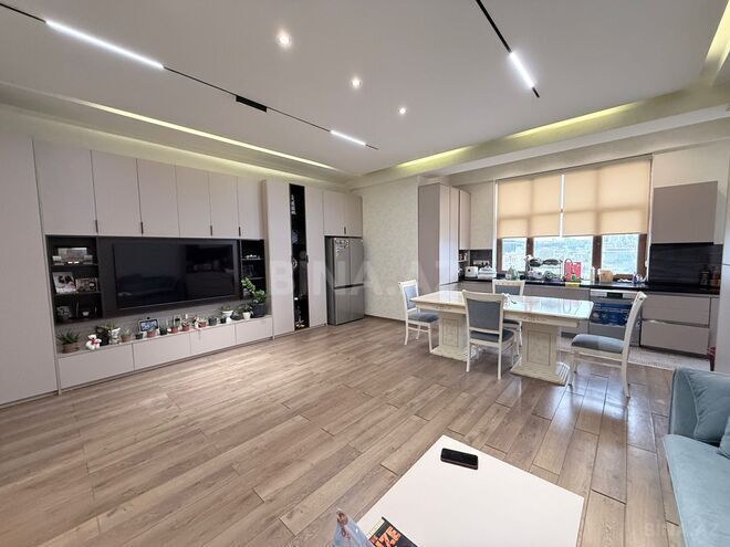 İcarəyə verilir 4 otaqlı yeni tikili 175 m², 28 May m., photo 5 from 32