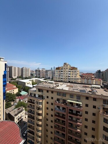 Satılır 3 otaqlı yeni tikili 190 m², 28 May m., photo 15 from 16