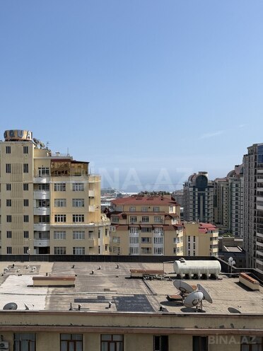 Satılır 3 otaqlı yeni tikili 190 m², 28 May m., photo 3 from 16