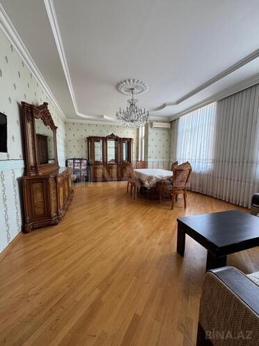 Сдаётся 2-комн. новостройка 86 м², м. Низами, photo 3 from 13