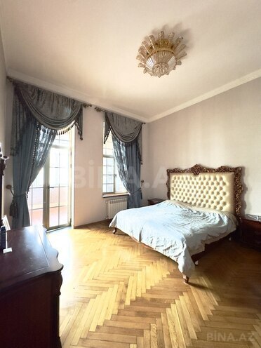 Продаётся 5-комн. вторичка 250 м², м. Ичеришехер, photo 15 from 21