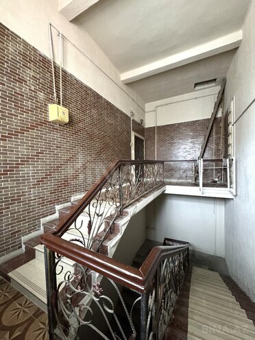 Продаётся 5-комн. вторичка 250 м², м. Ичеришехер, photo 14 from 21
