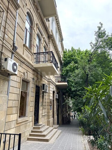 Продаётся 5-комн. вторичка 250 м², м. Ичеришехер, photo 20 from 21