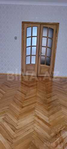 Продаётся 3-комн. вторичка 80 м², м. Иншаатчылар, photo 3 from 12