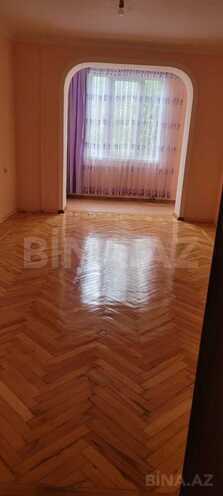 Продаётся 3-комн. вторичка 80 м², м. Иншаатчылар, photo 1 from 12