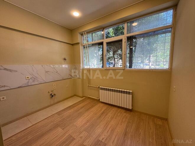 Satılır 2 otaqlı köhnə tikili 60 m², Bakıxanov q., photo 4 from 8
