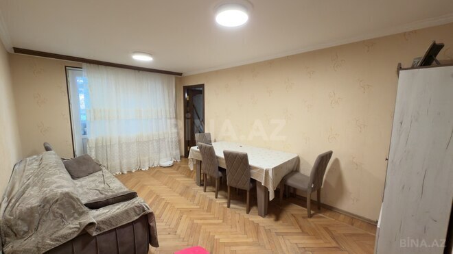 Продаётся 3-комн. вторичка 75 м², м. Иншаатчылар, photo 1 from 24