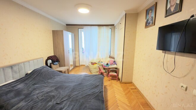 Продаётся 3-комн. вторичка 75 м², м. Иншаатчылар, photo 14 from 24