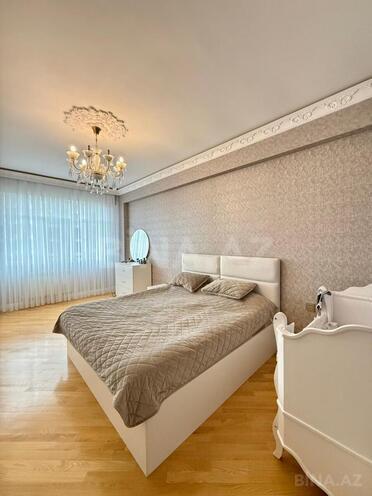 Продаётся 3-комн. новостройка 110 м², м. Иншаатчылар, photo 4 from 18