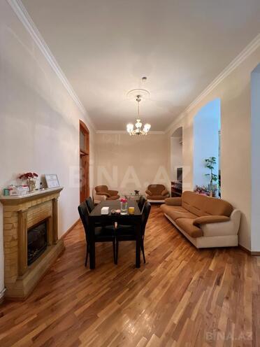 İcarəyə verilir 3 otaqlı köhnə tikili 110 m², İçəri Şəhər m., photo 3 from 14
