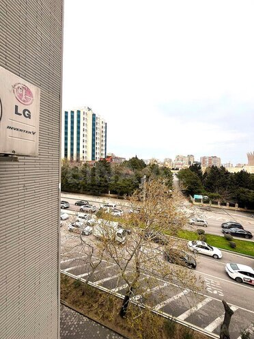Satılır 3 otaqlı köhnə tikili 56 m², Yasamal r., photo 21 from 26