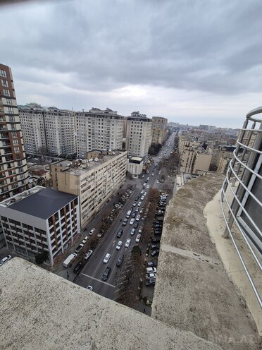 Продаётся 4-комн. новостройка 209 м², Насиминский  р., photo 1 from 22