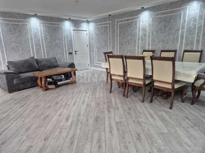 Satılır 4 otaqlı köhnə tikili 110 m², Bakıxanov q., photo 1 from 29