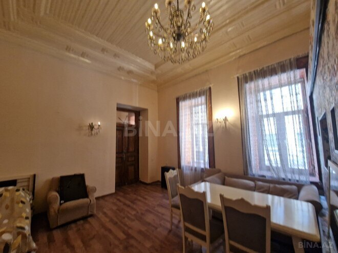 İcarəyə verilir 2 otaqlı köhnə tikili 60 m², Nizami m., photo 14 from 25