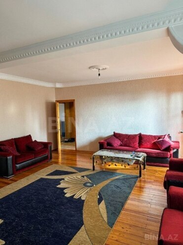 Продаётся 5-комн. вторичка 120 м², м. Ази Асланов, photo 3 from 15