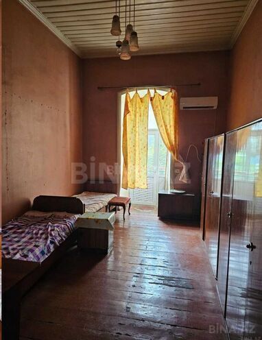 Satılır 5 otaqlı köhnə tikili 135 m², Nəsimi r., photo 8 from 18