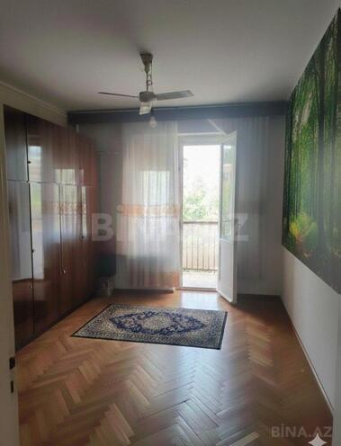 Продаётся 2-комн. вторичка 68 м², м. Нариман Нариманов, photo 1 from 13