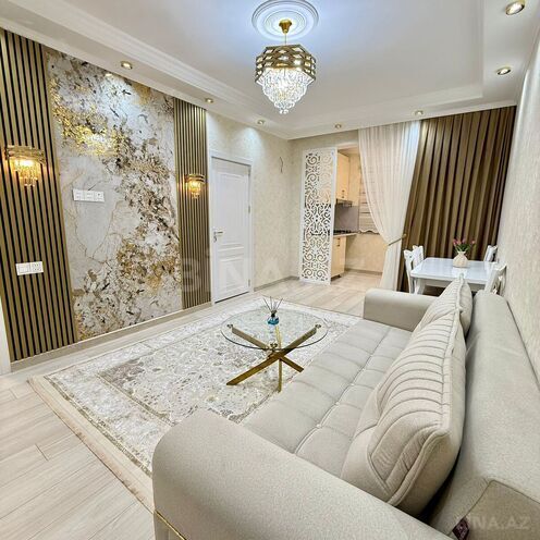 Продаётся 2-комн. вторичка 40 м², м. Азадлыг проспекти, photo 3 from 13